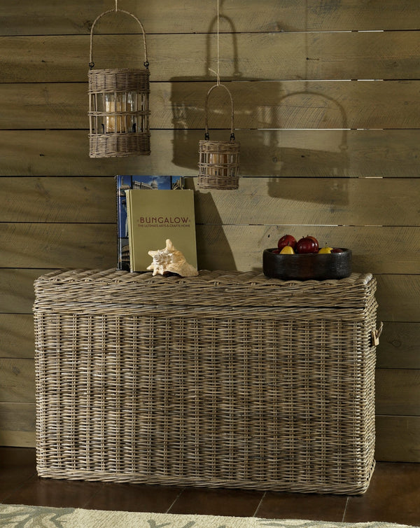 KUBU CONSOLE TABLE TRUNK - Padma's Plantation